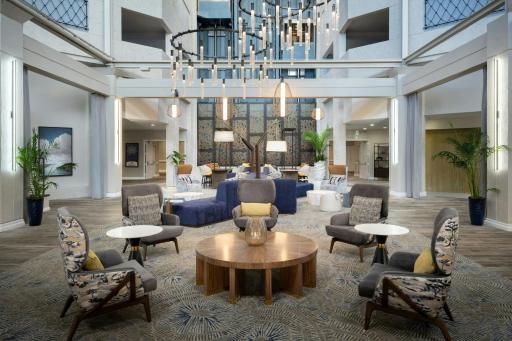 Southbank Hotel by Marriott Jacksonville Riverwalk - Housity