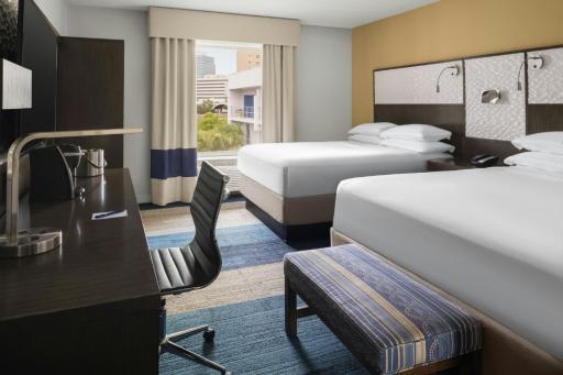 Southbank Hotel by Marriott Jacksonville Riverwalk - Housity