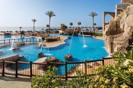 Holiday World RIWO Hotel. - Housity
