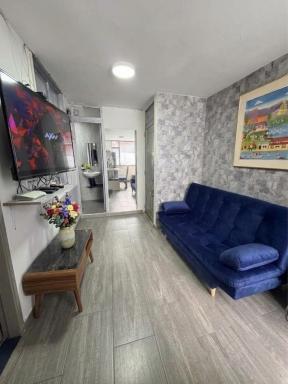 Apartamento Portal el Dorado, a solo 5 min del aeropuerto, frente al CC Nuestro Bogota - Housity