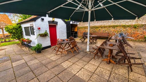 The George & Dragon Hotel - Housity