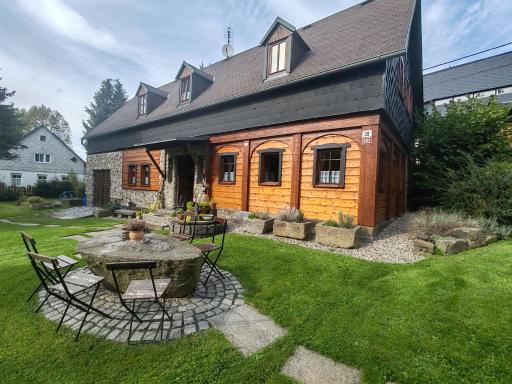 Chaloupka Království - Housity