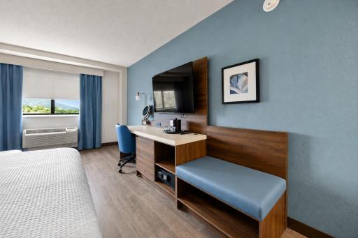 Capital Plaza Hotel - Housity