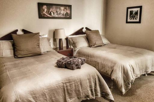 Cozy Little Apartment #11 by Amazing Property Rentals - Housity