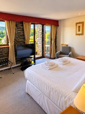 Whitewater Hotel & Spa - Housity
