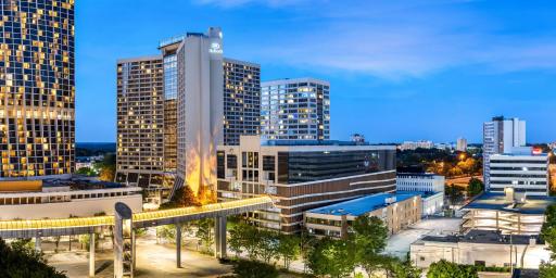 Hilton Atlanta - Housity