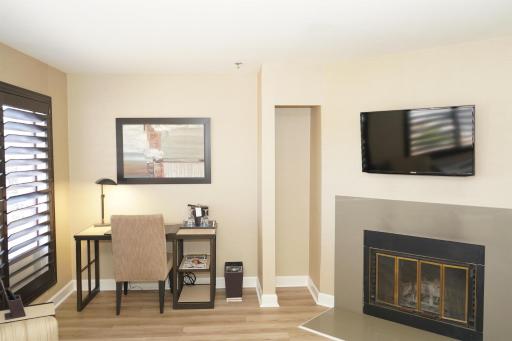 Cupertino Hotel - Housity