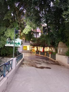 Hotel Hrushikesh - Housity