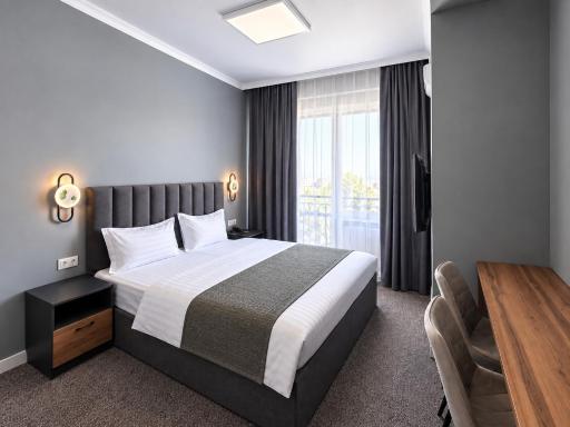 Dosman Hotel Bishkek - Housity