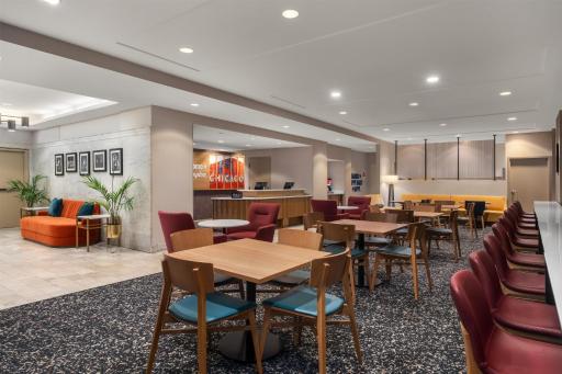 Hampton Inn Majestic Chicago Theatre District - Housity