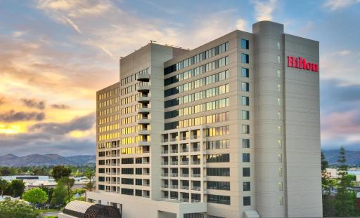 Hilton Woodland Hills/ Los Angeles - Housity