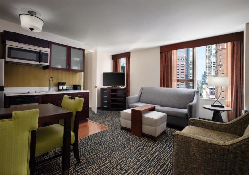 Homewood Suites by Hilton Chicago Downtown - Magnificent Mile - Housity