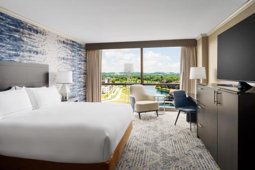 Hilton Charlotte University Place - Housity