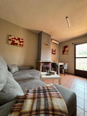 Apartamentos Rurales El Solitario - Housity
