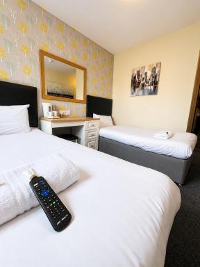 The Avenue Club and Lodge - Housity