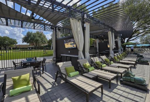 Hilton Anatole - Housity