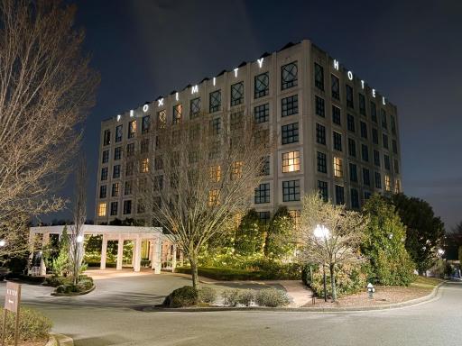 Proximity Hotel - Housity