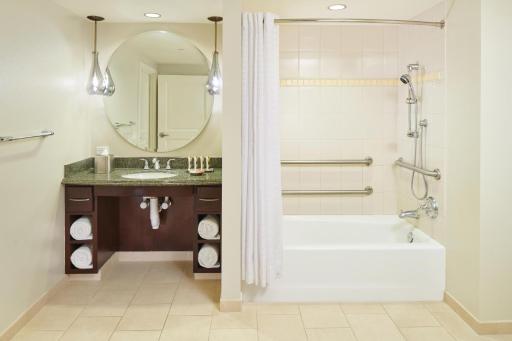 Hilton Grand Vacations Club Grand Waikikian Honolulu - Housity