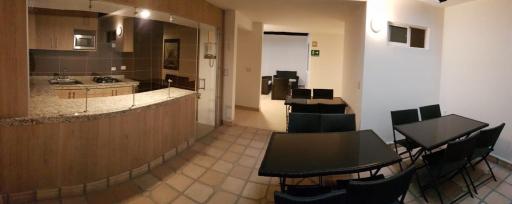 Hotel Villa Blanca - Housity