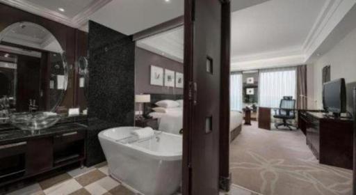 Partner Offer New Century Hangzhou Grand Hotel - Housity