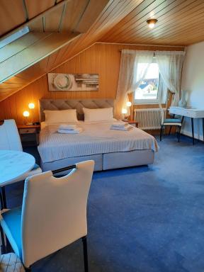 Privatzimmer in Augsburg-Haunstetten - Housity