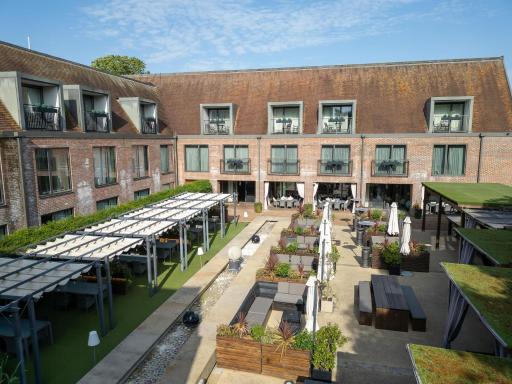 Hilton London Syon Park - Housity