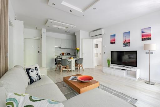 Elisabeth Downtown Apartments by UrbanRent - Housity