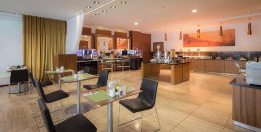 Hilton Liverpool City Centre - Housity