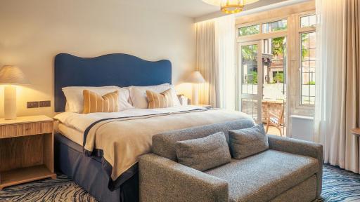 Macdonald Elmers Court Resort - Housity