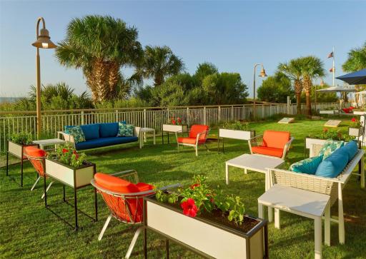 Hampton Inn & Suites Myrtle Beach Oceanfront - Housity