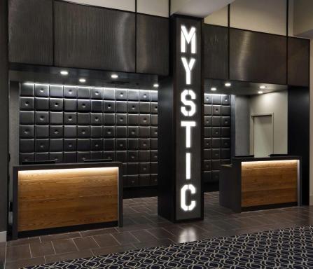 Hilton Mystic - Housity