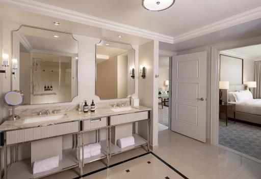 Waldorf Astoria Orlando - An Official Walt Disney World Hotel - Housity