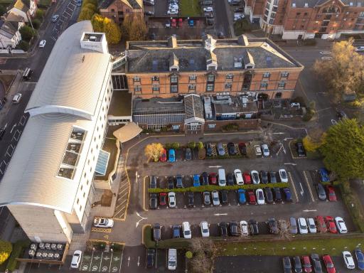 Novotel Cardiff Centre - Housity