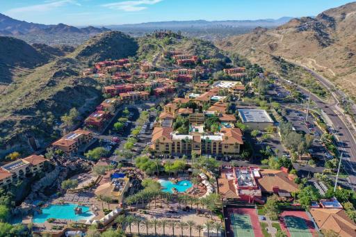 Hilton Phoenix Tapatio Cliffs Resort - Housity