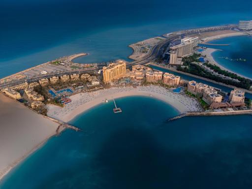 DoubleTree by Hilton Resort & Spa Marjan Island - Housity