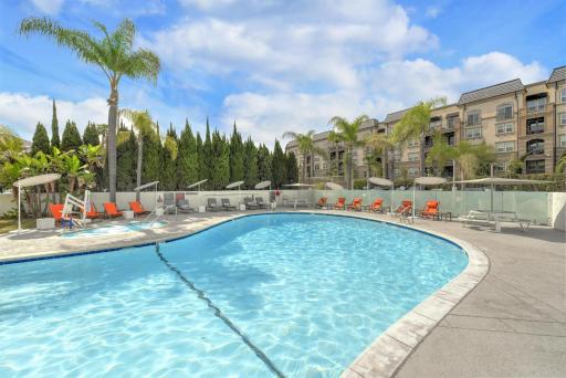 Hilton Irvine/Orange County Airport - Housity