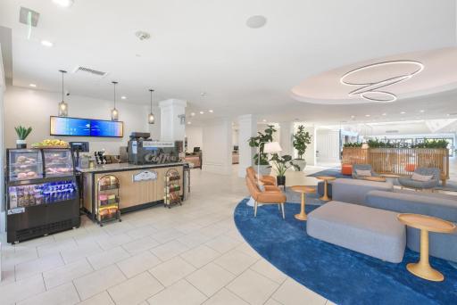 Hilton Irvine/Orange County Airport - Housity