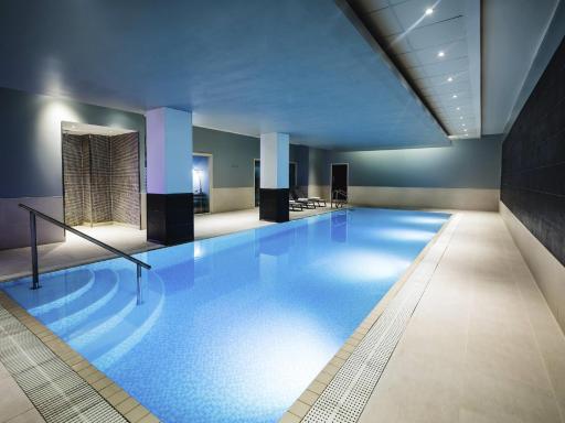 Novotel Reading Centre - Housity