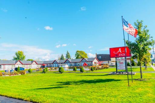 A1 Inn Niagara Falls - Housity