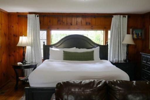 The Pines Cottages - Housity