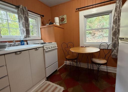 The Pines Cottages - Housity