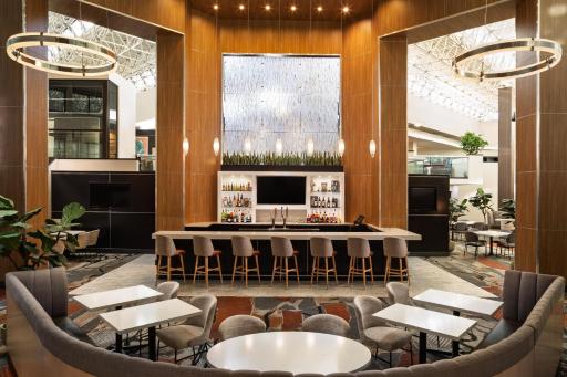 DoubleTree by Hilton Austin Northwest - Arboretum - Housity