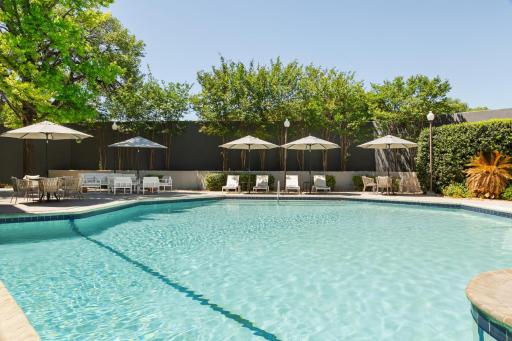 DoubleTree by Hilton Austin Northwest - Arboretum - Housity