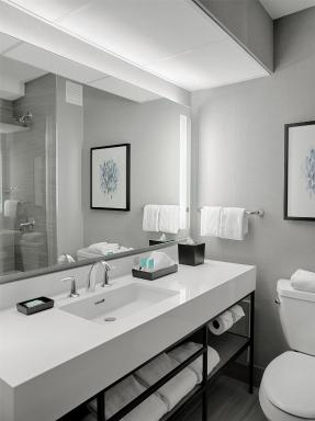 Hyatt Regency Louisville - Housity