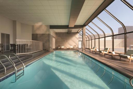 Hyatt Regency Louisville - Housity