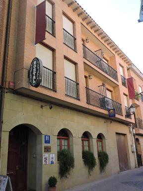 Hostal Villa de Navarrete - Housity