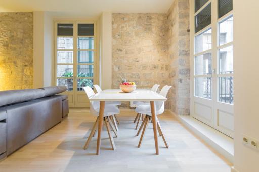 Bravissimo Cort Reial-1B - Housity