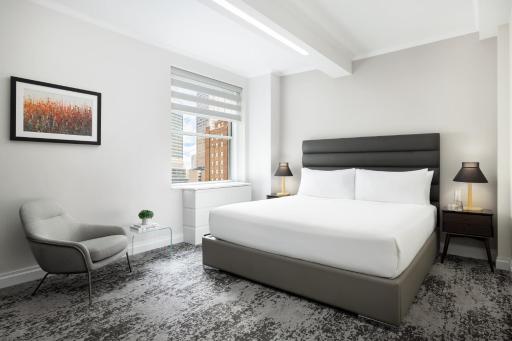 Lombardy Hotel - Housity