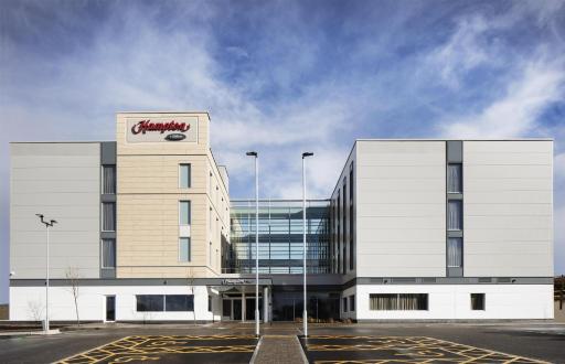 Hampton By Hilton Bristol Airport - Housity