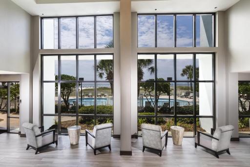 The Island House Hotel a Doubletree by Hilton - Housity